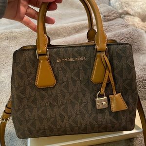 Michael kors  handbag-Crossbody bag size small